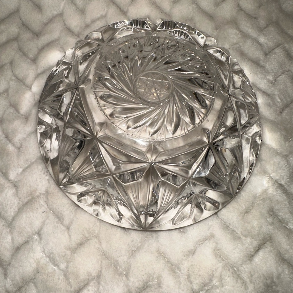 Crystal Ash Tray - Picture 4 of 5